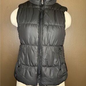BKE Black Puffer Vest